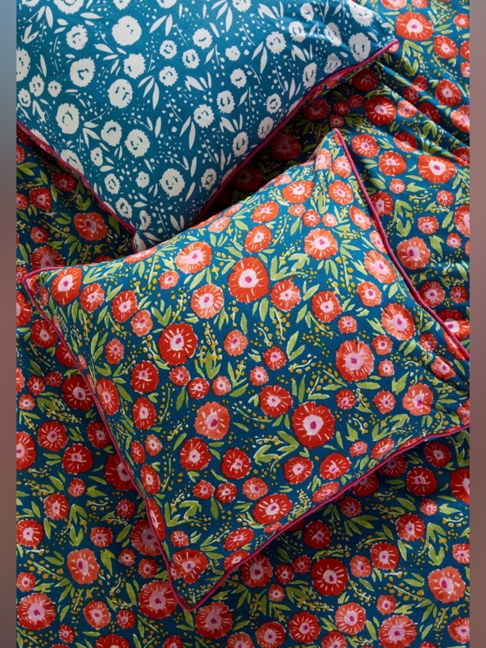 2 Anthropologie Painted Poppies By Leah Goren Cotton Standard Pillow Shams New